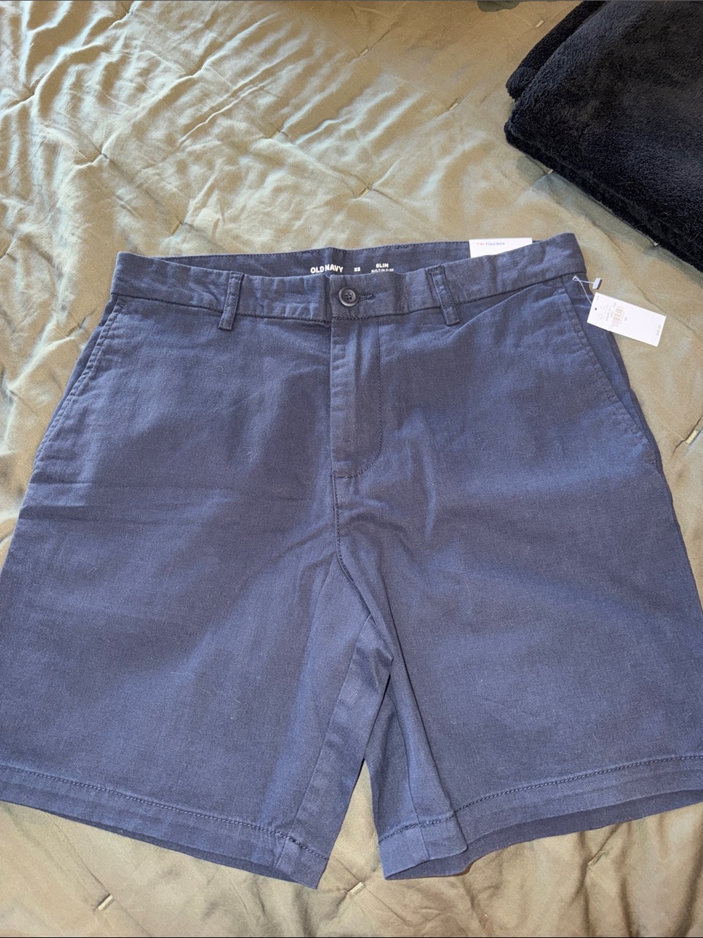 Old Navy Men's Navy Blue Flat-Front Chino Shorts